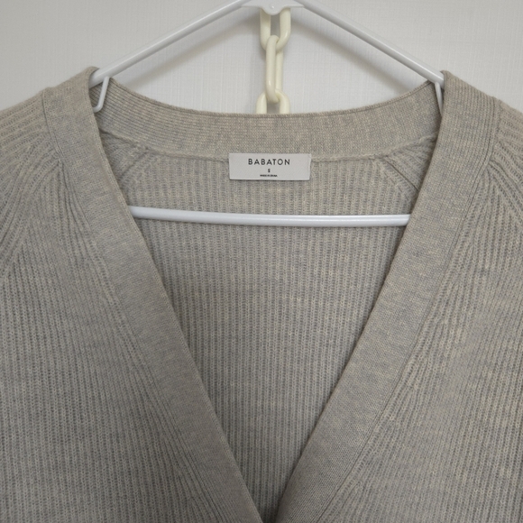 BABATON ARITZIA BESPOKE CARDIGAN WOMENS GRAY BUTTON DOWN (SMALL) - Picture 4 of 9